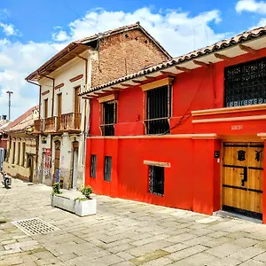 https://apartaestudios-la-candelaria-apart.hotels-bogota.net